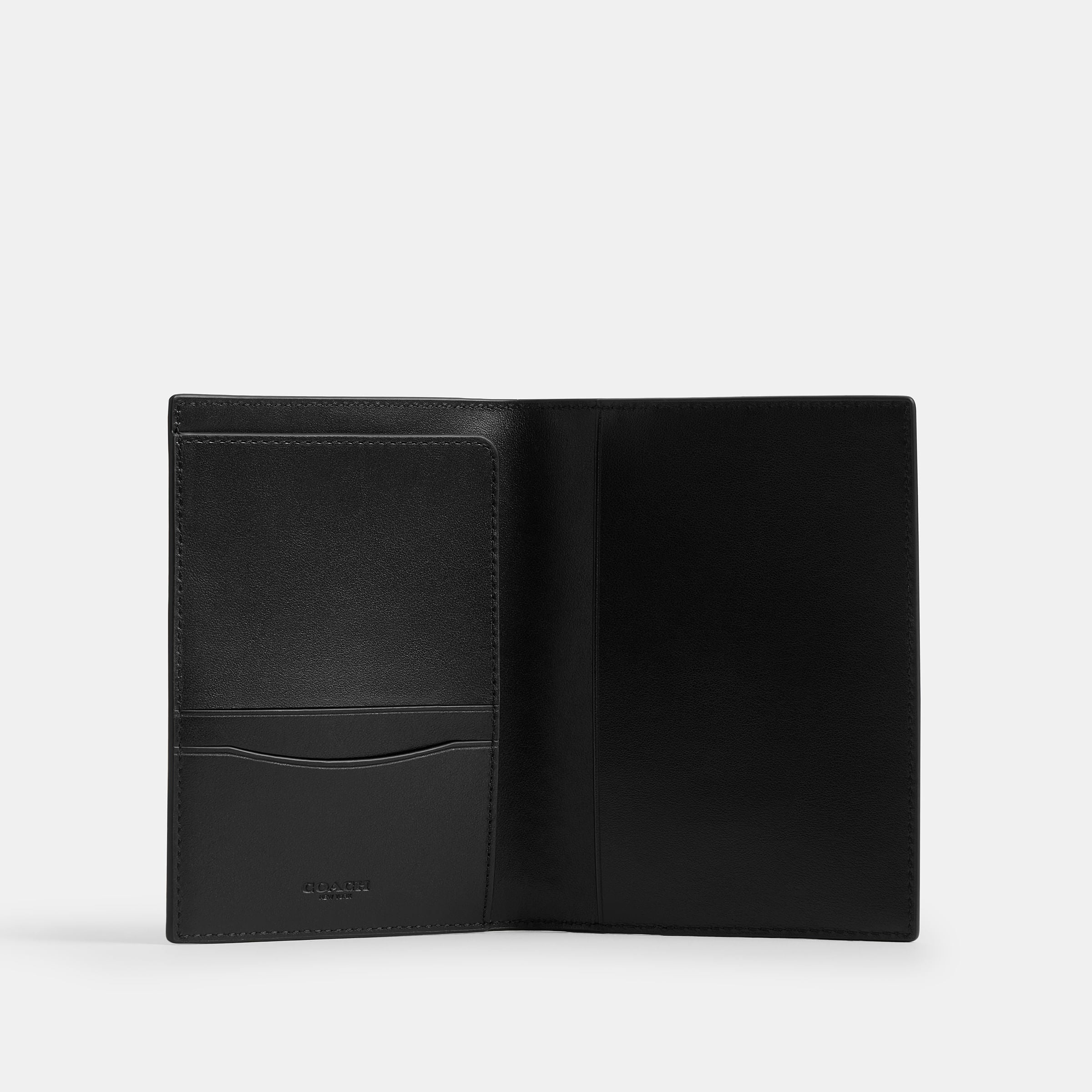 Porta Pasaporte Coach De Coated Canvas