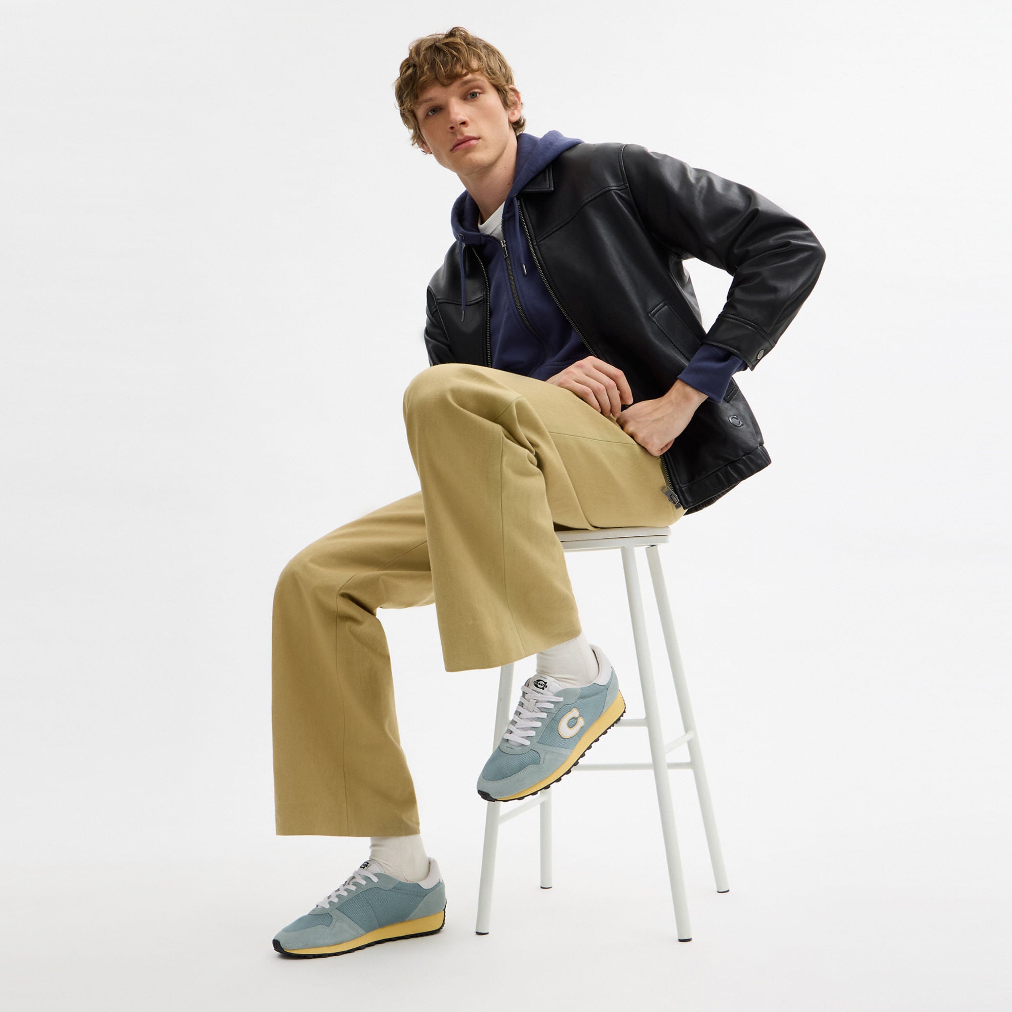 Tenis Retro Azul Claro Hombre